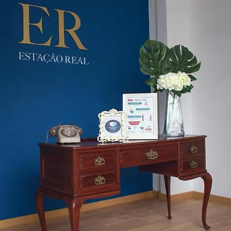 Hostal Estacao Real *